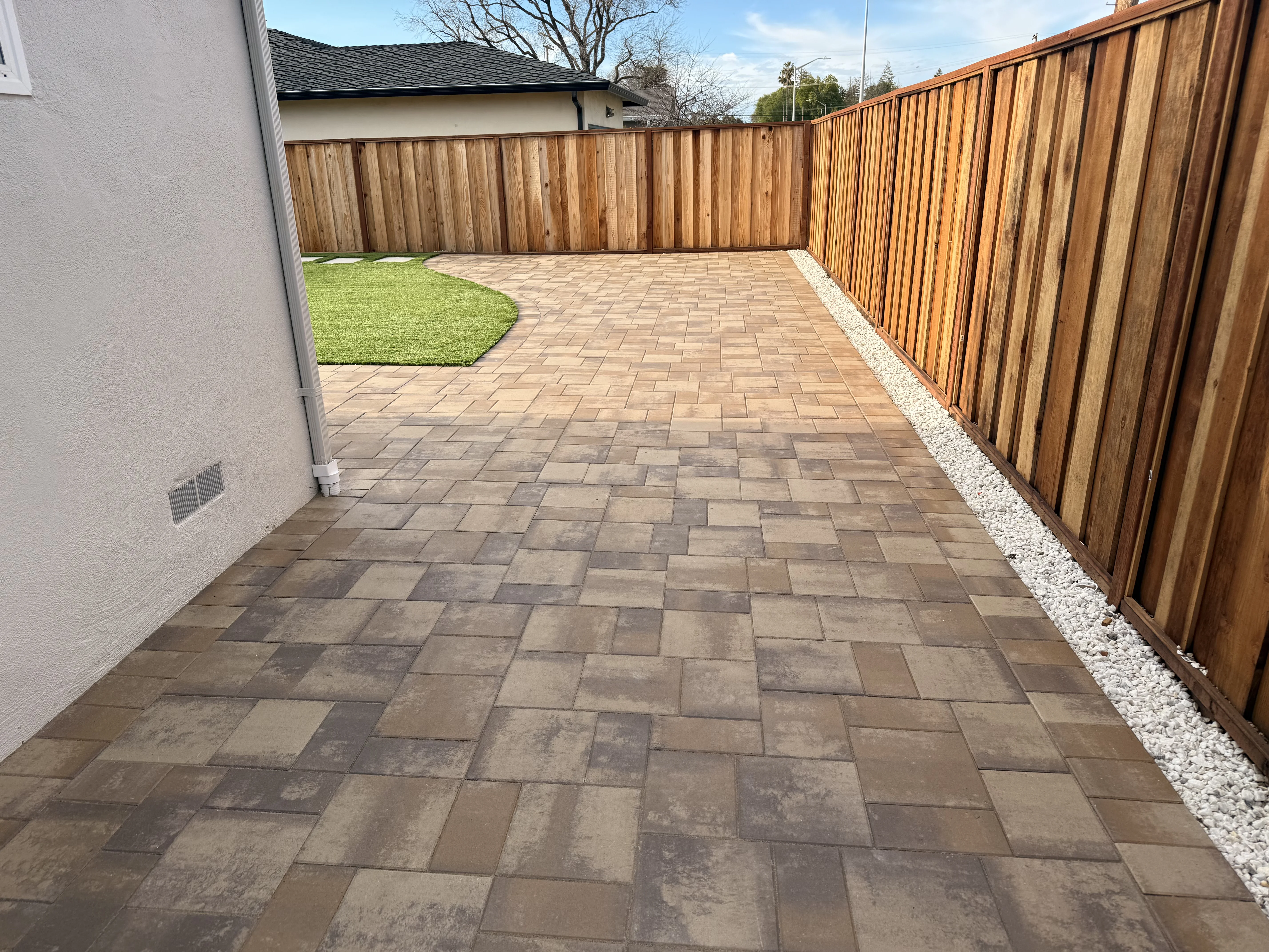 Paver Installation - Image 2 of 4